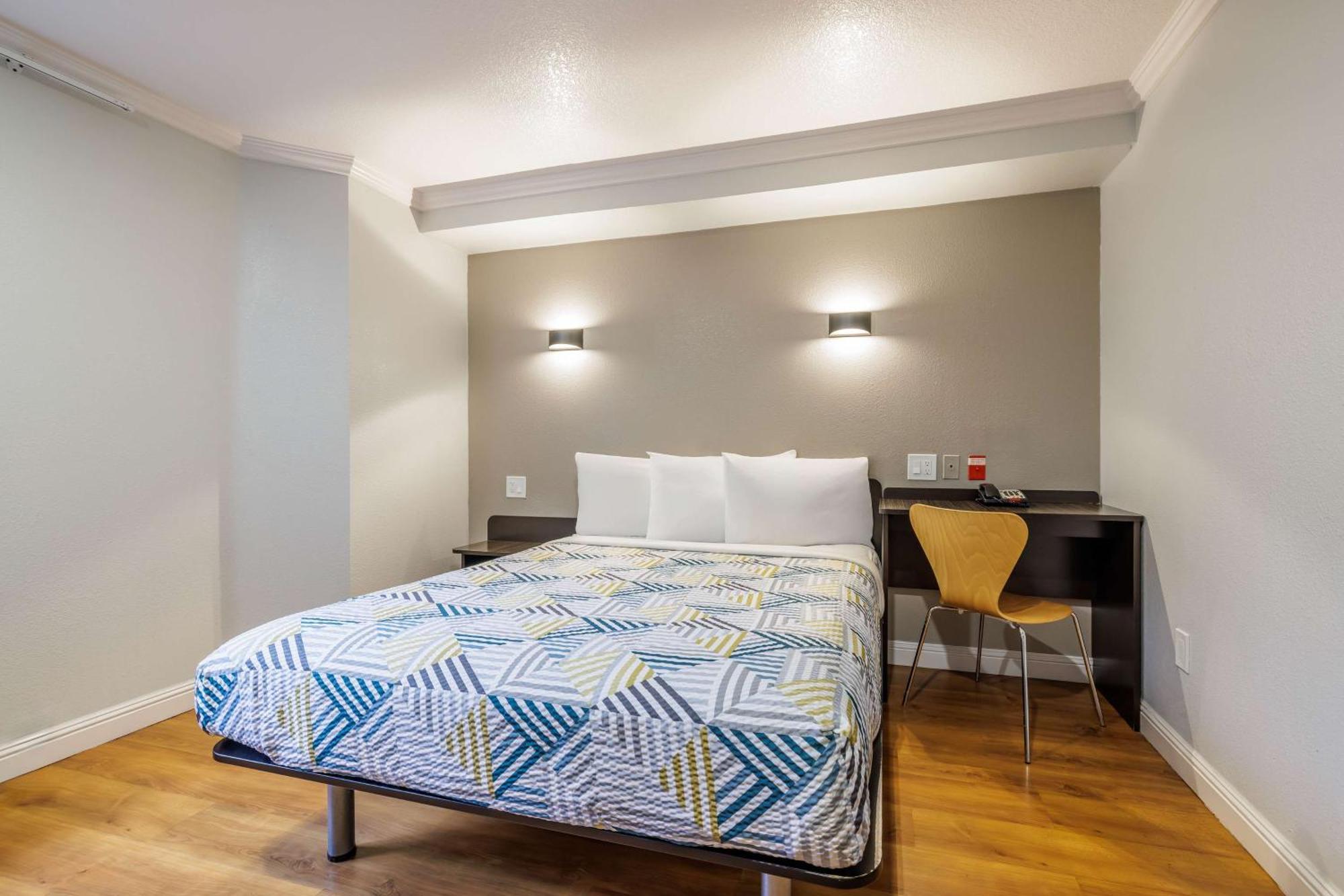 Motel 6-Auburn, Ca Екстер'єр фото