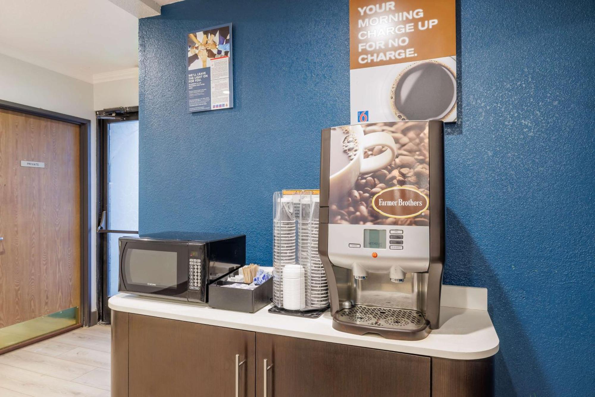 Motel 6-Auburn, Ca Екстер'єр фото