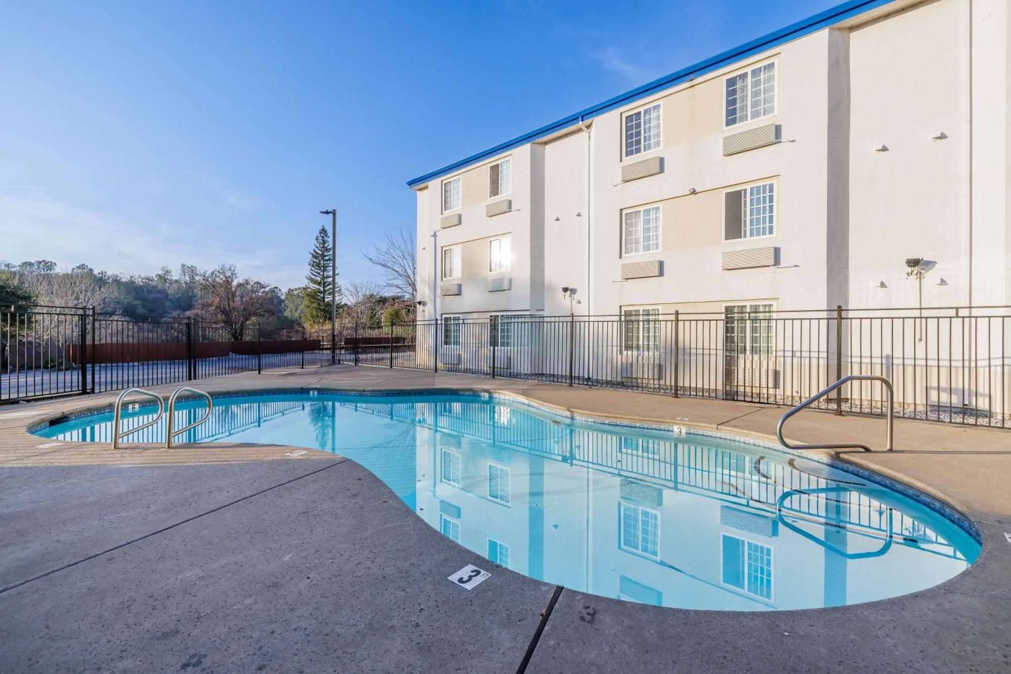 Motel 6-Auburn, Ca Екстер'єр фото